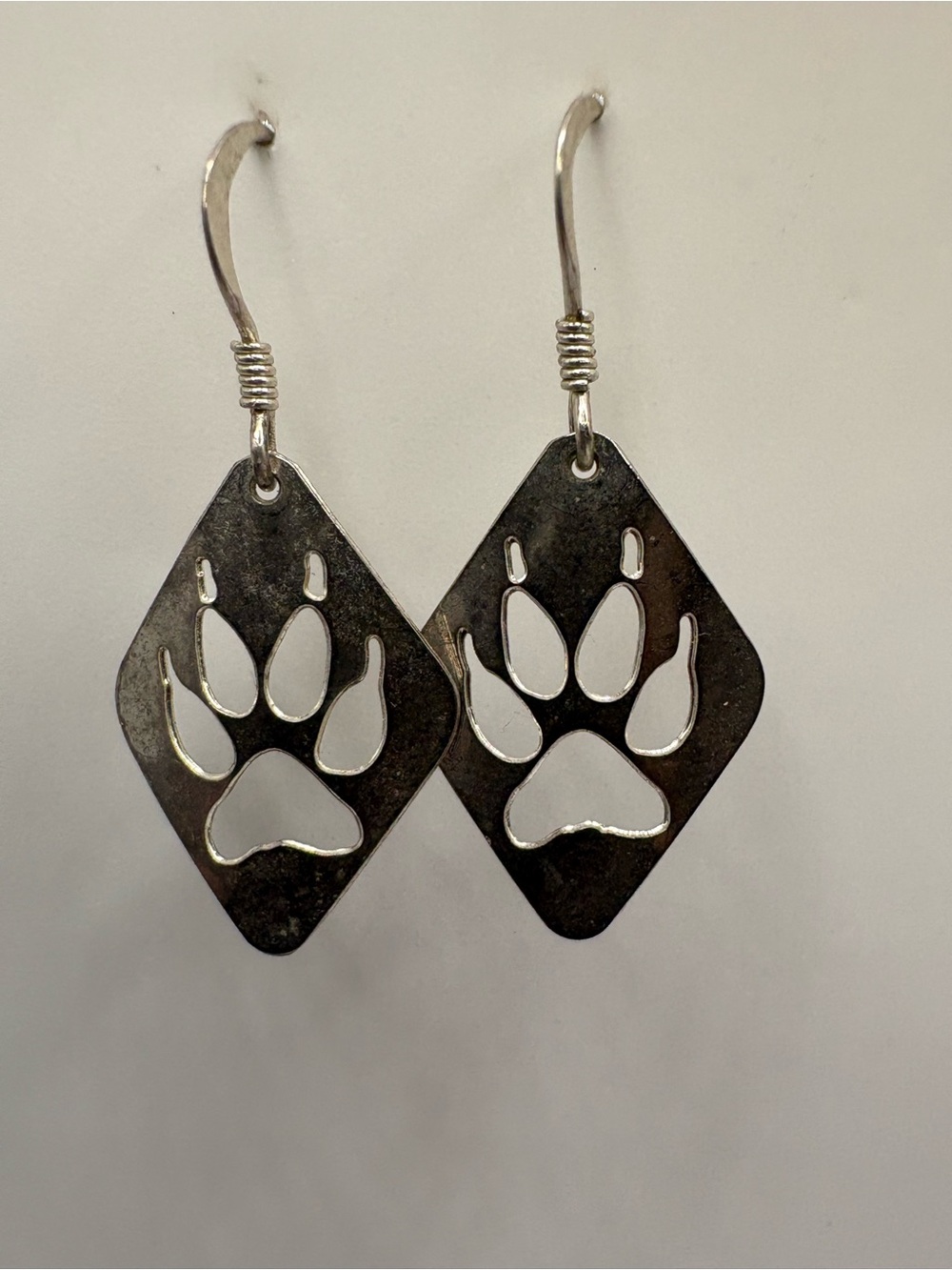 ⁠Vintage Sterling Silver Claw Print Geometric Cutout Earrings .925⁠